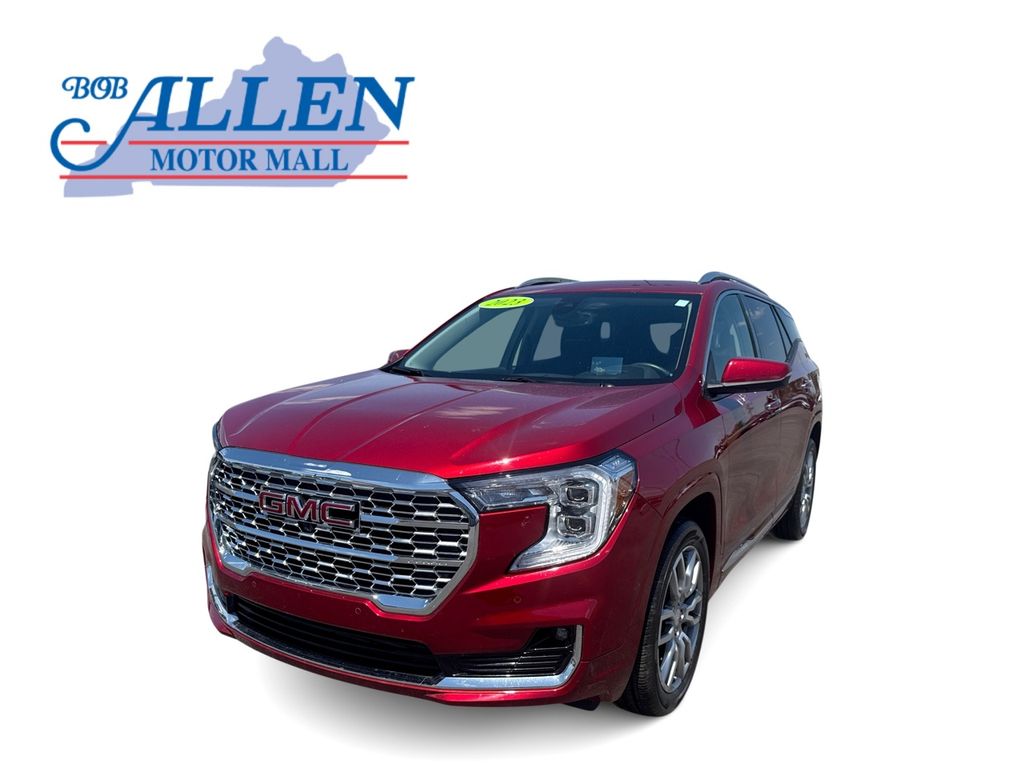 2023 GMC Terrain Denali AWD's photo