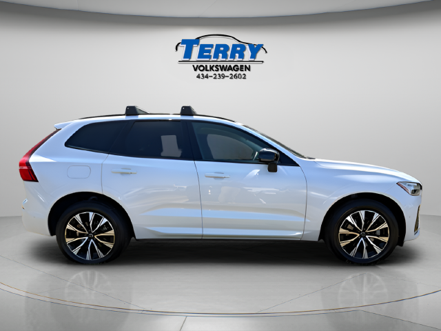 2023 Volvo XC60 Plus