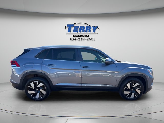 2024 Volkswagen Atlas Cross Sport SE w/Tech