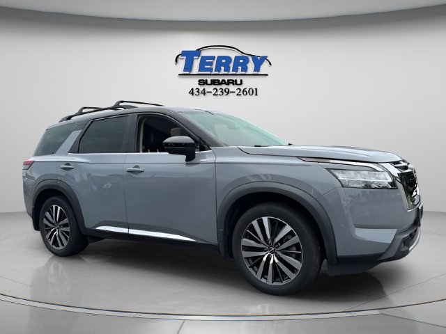 2022 Nissan Pathfinder Platinum