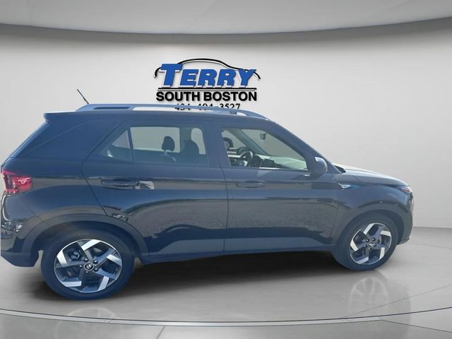 2025 Hyundai Venue SEL IVT's photo