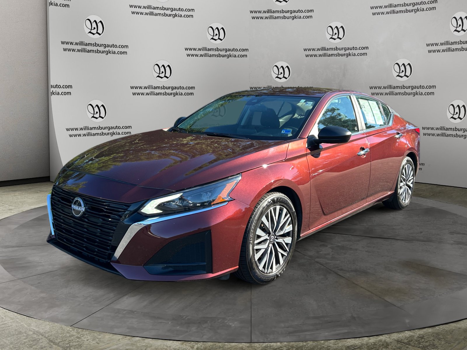2025 Nissan Altima