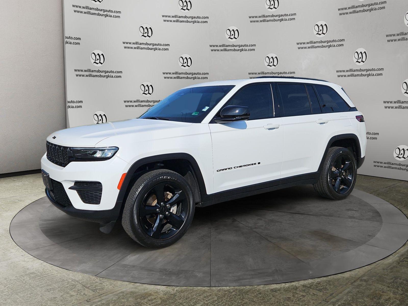 2024 Jeep Grand Cherokee Altitude